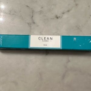 Never opened - clean perfume, scent is rain